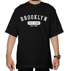 Kaos Oversize Brooklyn Est. 1991 New York Black T-Shirt