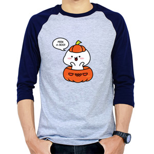 Kaos Raglan Peek a boo! Udah nggak sabar Halloween ya!