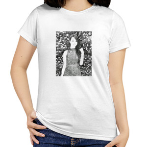 Kaos 8.front_Beauty_woman_sket_pencil_white