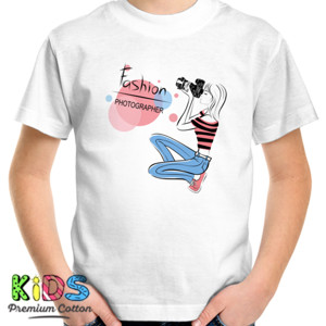 Kaos girl photographer
