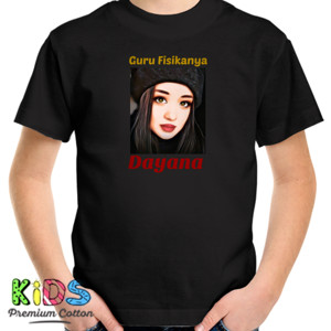 Kaos Guru Fisikanya Dayana