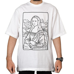 Kaos Oversize Clothudio - The Lisa Gerardhini