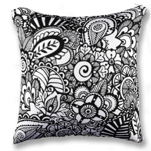 Bantal BUNGA HITAM PUTIH