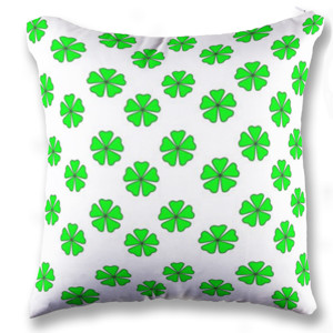 Bantal Pola Daun Background White Customic47