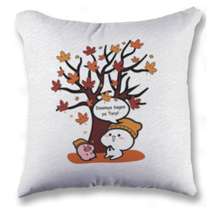 Bantal Daunnya bagus ya Tory!