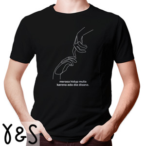 Kaos bahagia.