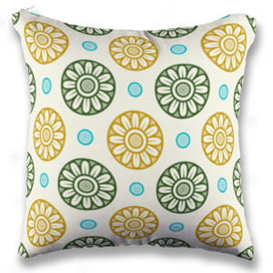 Bantal Motif Bunga Warna-Warni