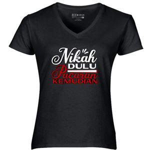 Kaos Nikah dulu, pacaran kemudian