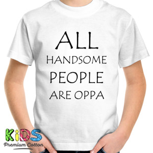 Kaos ALL HANDSOME PEOPLE ARE OPPA "SPIRIT FINGERS"