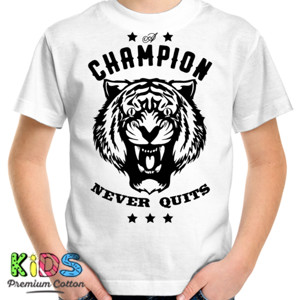 Kaos A CHAMPION NEVER QUITS hitam