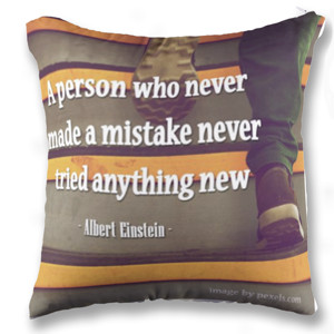 Bantal Bantal Sofa Kecil "Make Mistake"