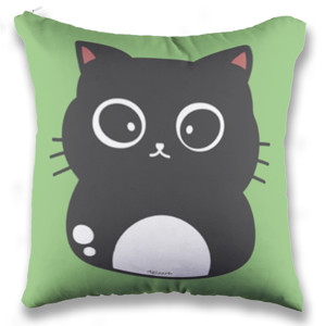 Bantal The black cat