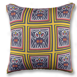 Bantal Motif Tradisional