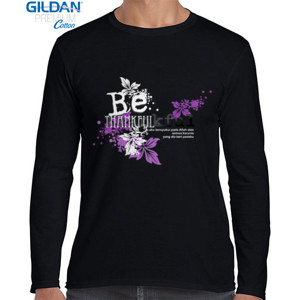 Kaos Design Be Thankfull Ungu