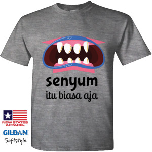 Kaos kaos senyum itu ibadah