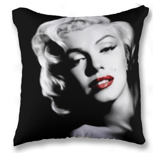 Bantal Manise Marilyn Kiss
