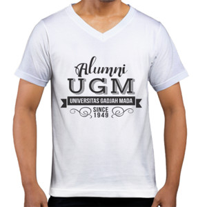 Kaos  Sweater Abu Alumni UGM Pria