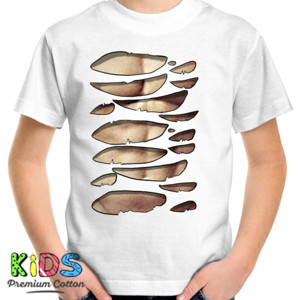 Kaos Desain sobek realistis