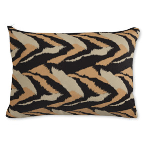 Bantal Motif Hewan Macan