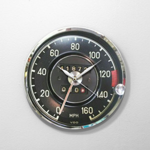 Jam Dinding Design odometer mercedes