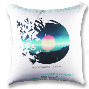 Bantal INTELLIGENT JUNGLE