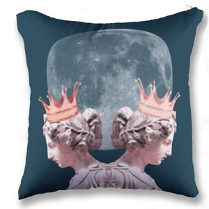 Bantal Queens