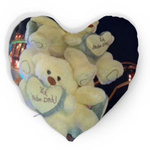 Bantal Hati BANTAL BENTUK HATI