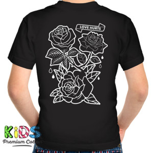 Kaos LOVE HURTS back print