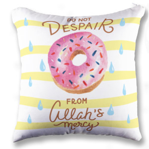 Bantal DO NOT DESPAIR (Famous in the Sky)