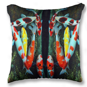 Bantal THE WORLD OF FISH (TWO FACE)