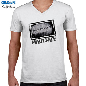 Kaos dOnGAn Short V-Neck White Male 01