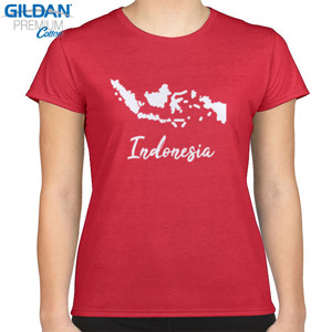 Kaos Peta Indonesia dalam Coretan Putih