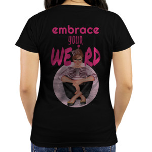 Kaos Embrace Your Weird, ribbon (hanya belakang)