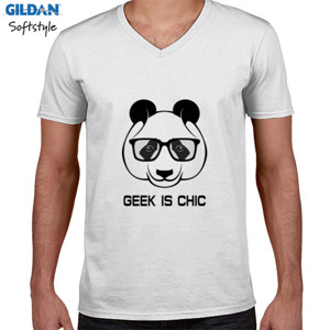 Kaos Geek Is Chic ( funny nerd )