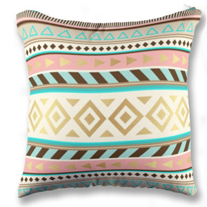 Bantal Tribal 02