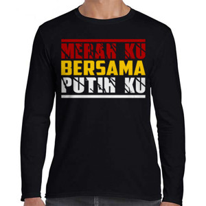 Kaos Merah Ku bersama Putih Ku