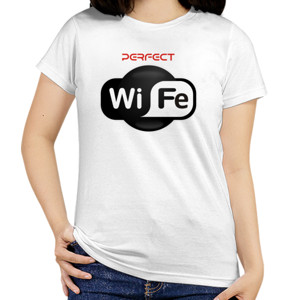 Kaos red perfect wife