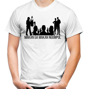 Kaos makan ga makan ngumpul