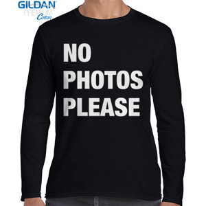 Kaos NO PHOTOS PLEASE