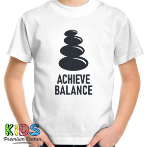 Kaos Kaos wanita achieve balance