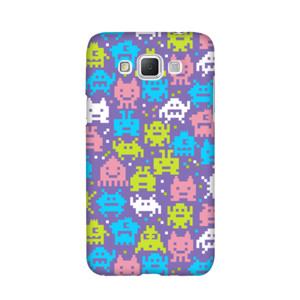 Pixelated aliens pattern Casing HP
