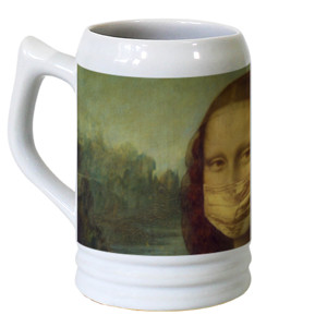 Mug monalisa pakai masker