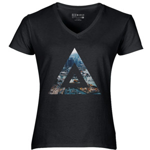 Kaos Kaos Pria Triangle V-Neck by Co_mbro