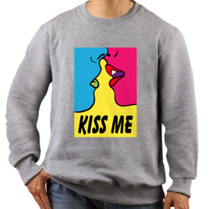 Jaket Sweater Kiss Me