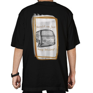 Kaos Oversize Klasik Lebih Asik