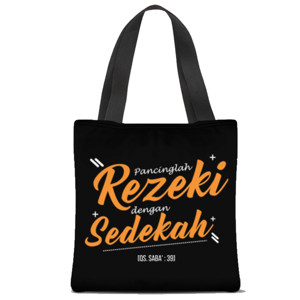 Tas Tote Fullprint Pancinglah Rezeki dengan Sedekah