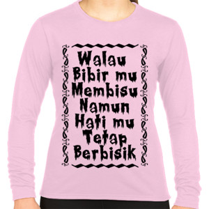 Kaos Bibir Membisu, Hati Berbisik