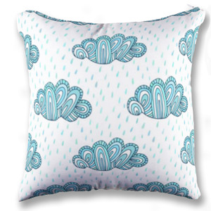 Bantal Doodle clouds