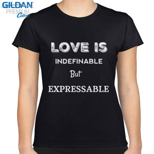 Kaos LOVE IS EXPRESSABLE