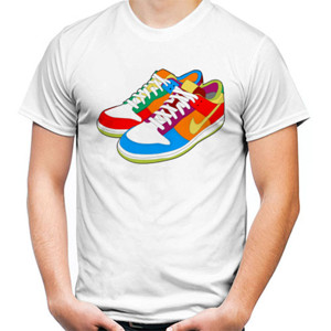 Kaos realistic sports shoes